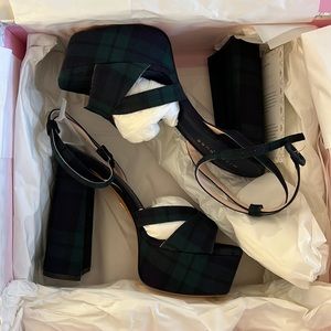 Hill House Home blackwatch tartan party platforms, size 7